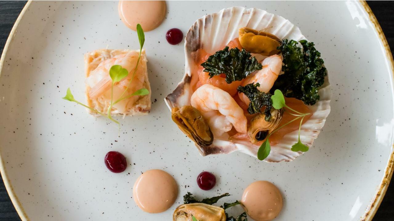 The Park Hotel 반스테이플 외부 사진