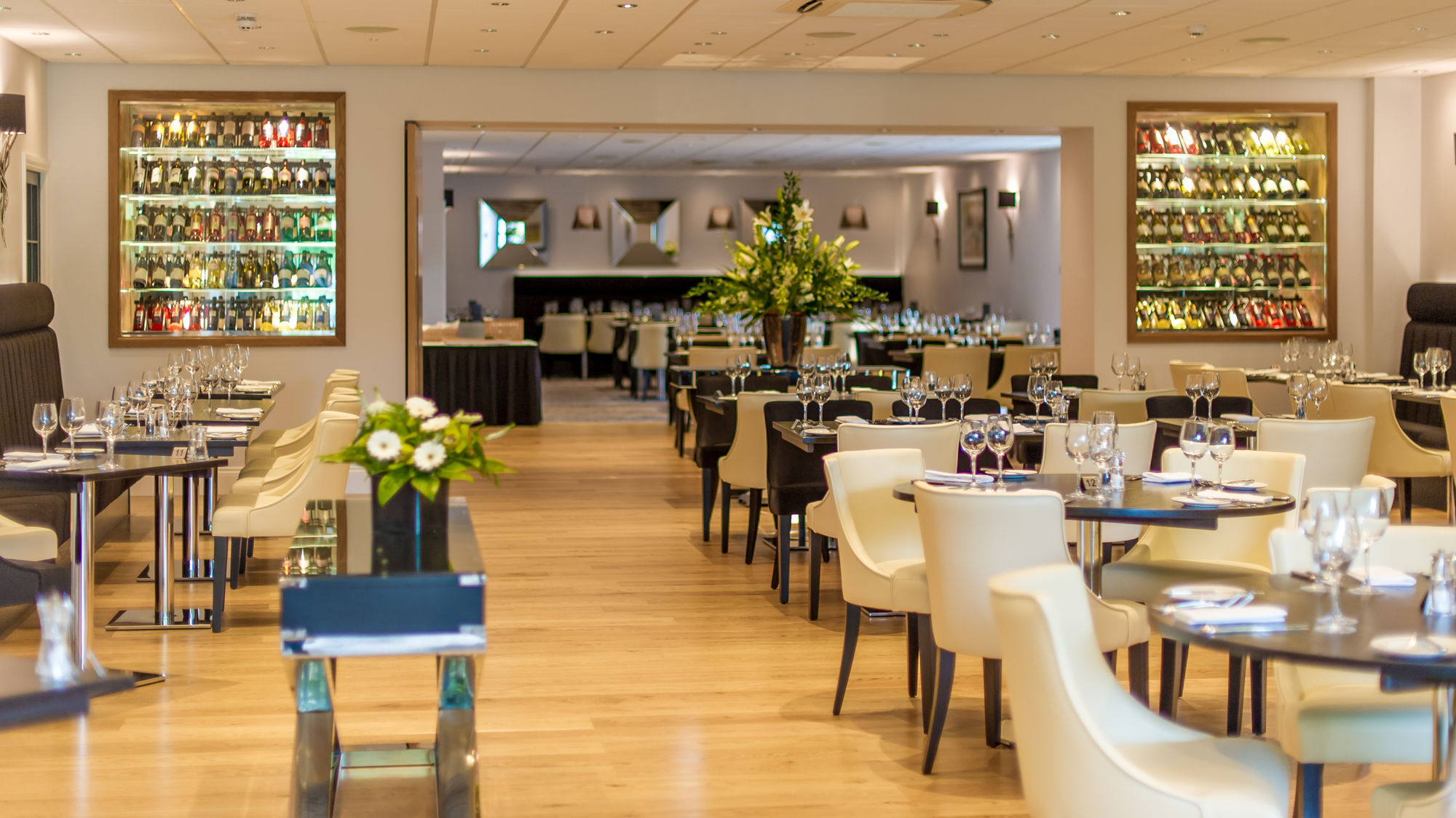 The Park Hotel 반스테이플 외부 사진